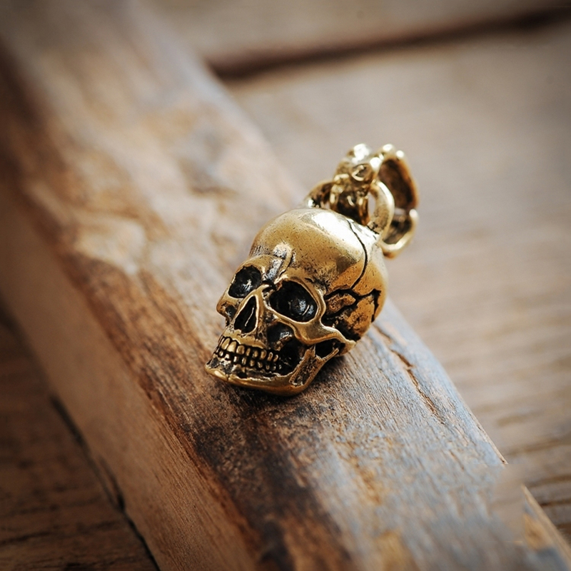 Brelok w stylu vintage punk z  – Gothic Skull Ring recenzja i cena