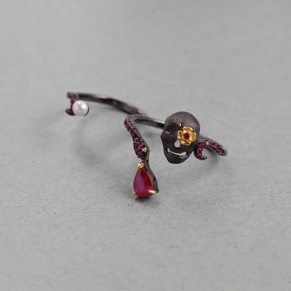 Naturalny rubin pierścień czas – Gothic Skull Ring recenzja i cena