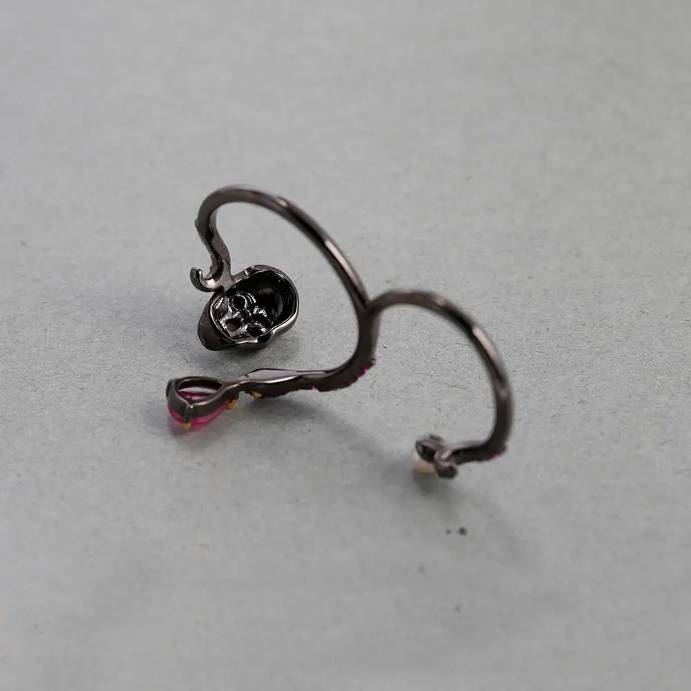 Naturalny rubin pierścień czas – Gothic Skull Ring recenzja i cena