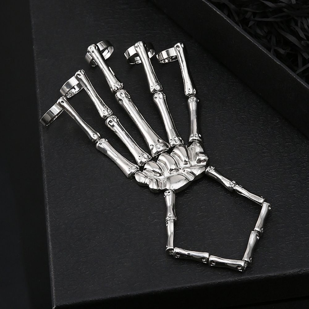 Metalowa bransoletka na rękę i – Gothic Skull Ring recenzja i cena